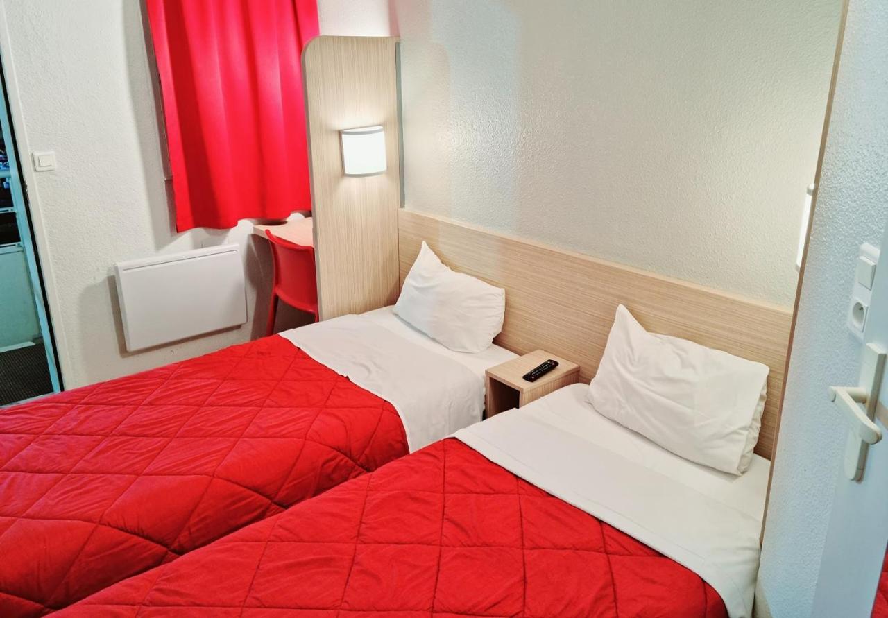 พรีเมียรคลาสฮอนเฟลเออร์ Hotel La Riviere-Saint-Sauveur ภายนอก รูปภาพ