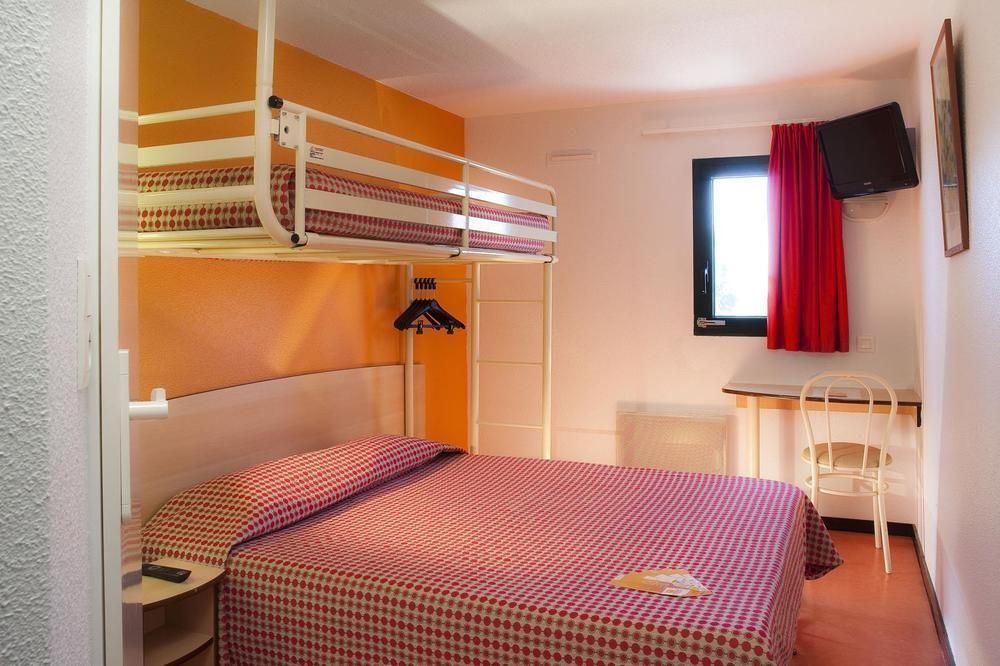 พรีเมียรคลาสฮอนเฟลเออร์ Hotel La Riviere-Saint-Sauveur ภายนอก รูปภาพ